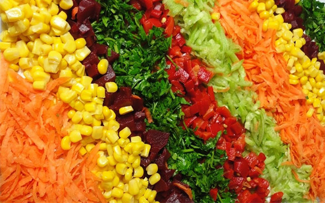 Gökkuşağı Salatası